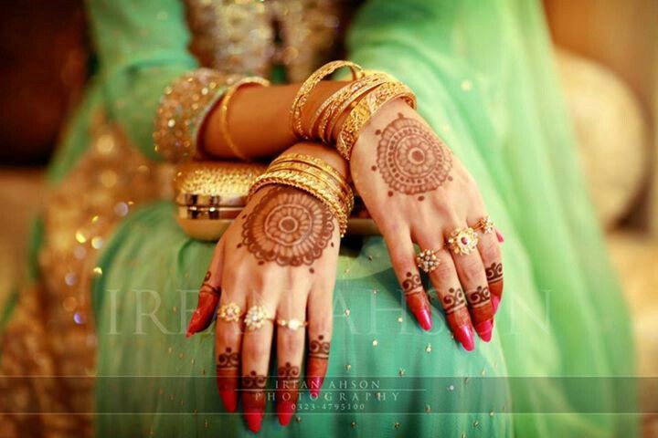 engagement bride mehndi design: Elegant Henna Styles for a Special Beginning engagement bride mehndi design: Elegant Henna Styles for a Special Beginning